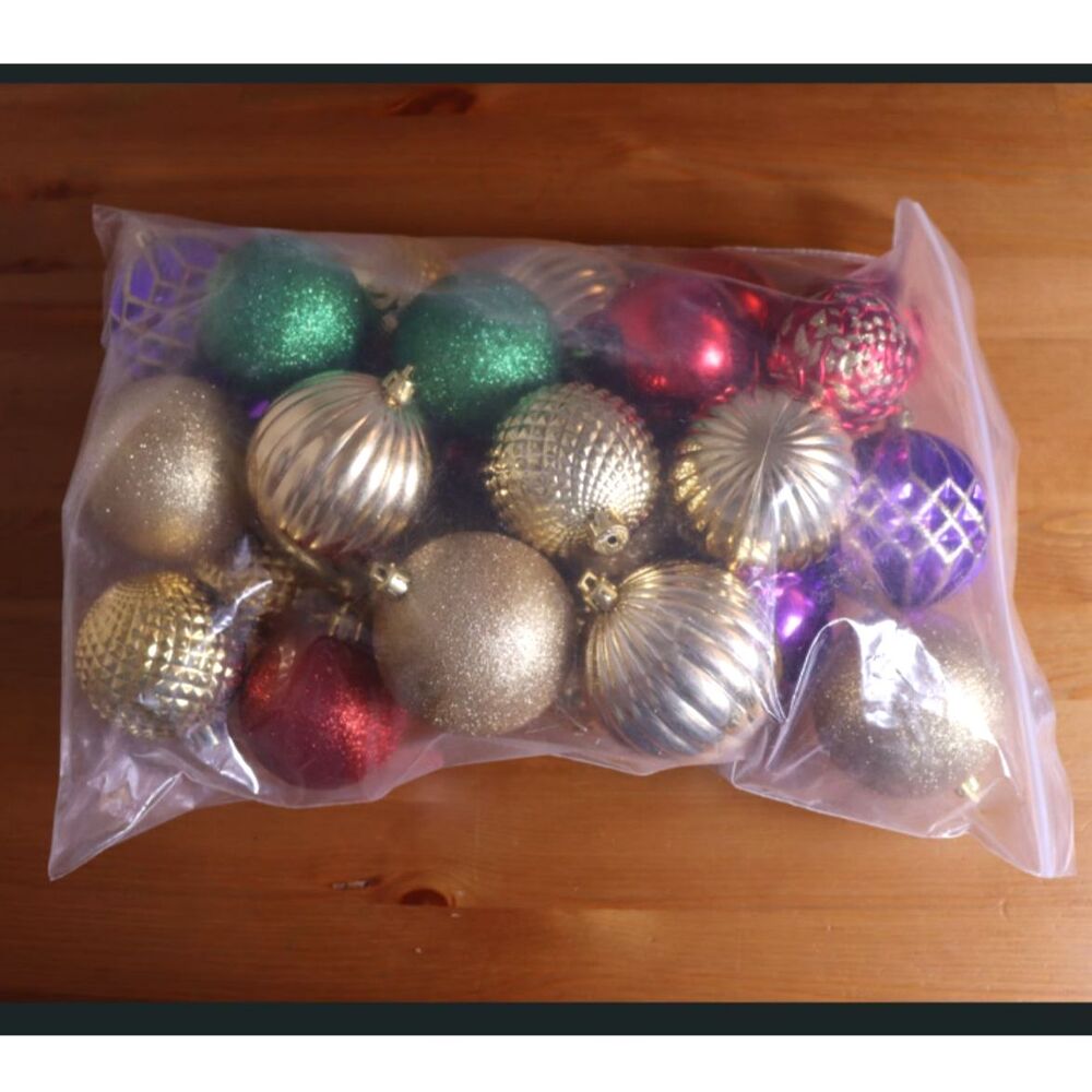 27 Piece Christmas Ornament Set Shatterproof Multicolor Bulbs